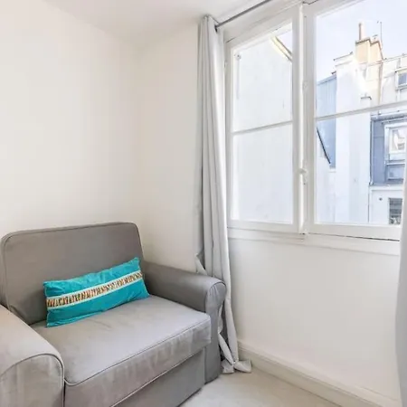 Beautiful Flat 3 Bedrooms In 9th Arrondissement * Parigi