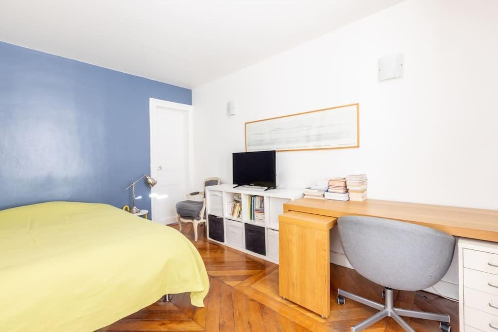 Beautiful Flat 3 Bedrooms In 9th Arrondissement